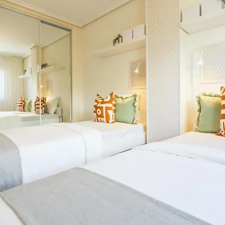 Апартаменты Falesia 2 Bdr Flat 5Min To The Beach By Lovelystay *